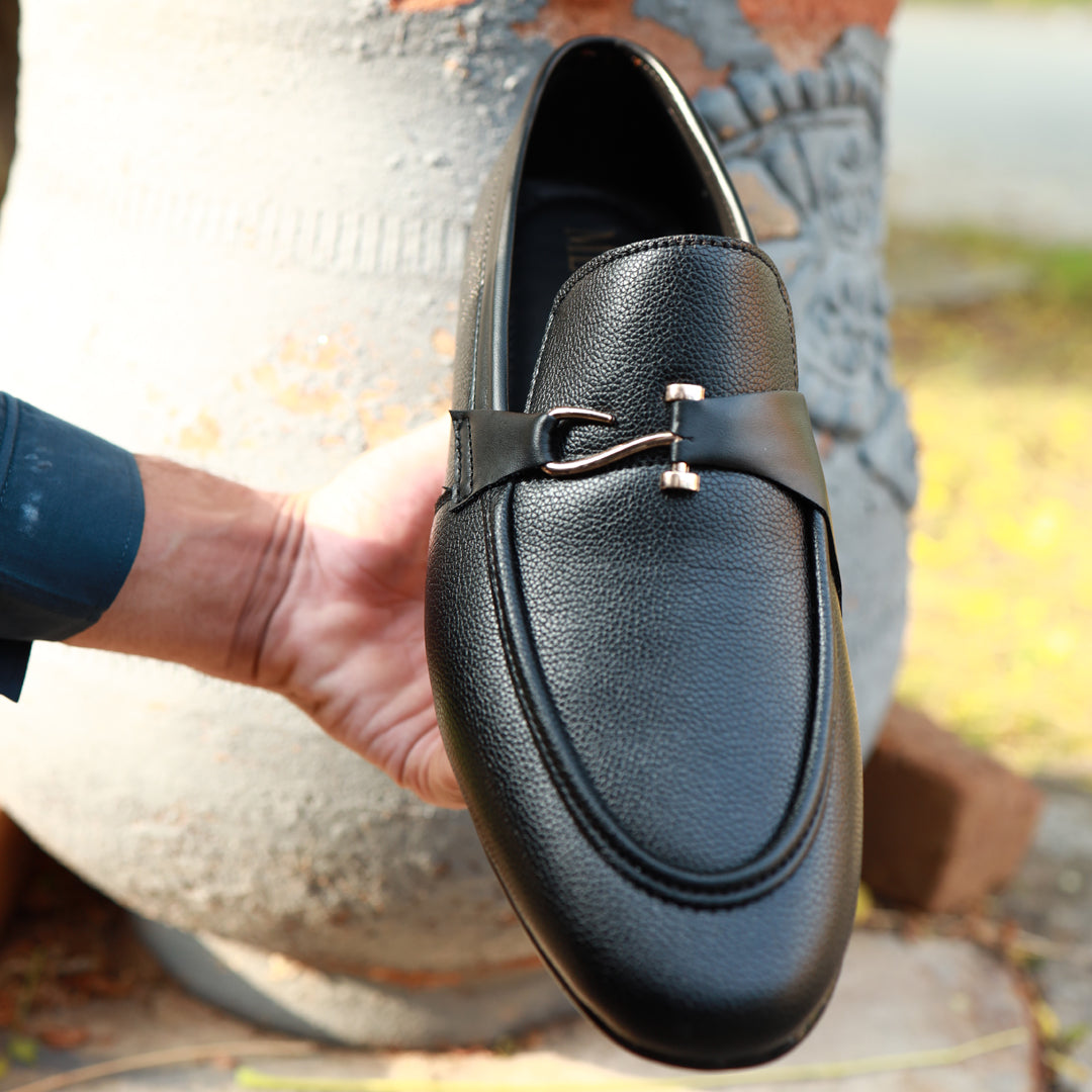 Far Sleek Brown Buckle FR655