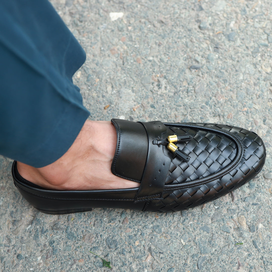 Far braid Leather Tussle Black FR653