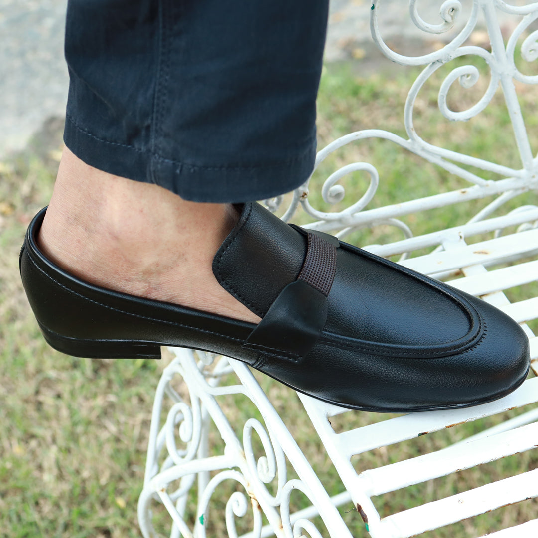 Far Black with Brown pati FR601